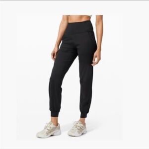Lululemon Black Align Joggers Cool Vent